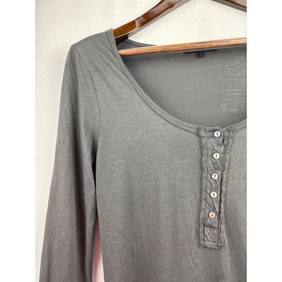Women’s Beautiful People Large Gray Long Sleeve Henley with Three Quarter Shell - Picture 2 of 5